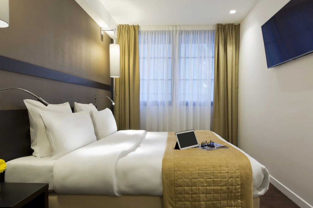 Hotel photo 12