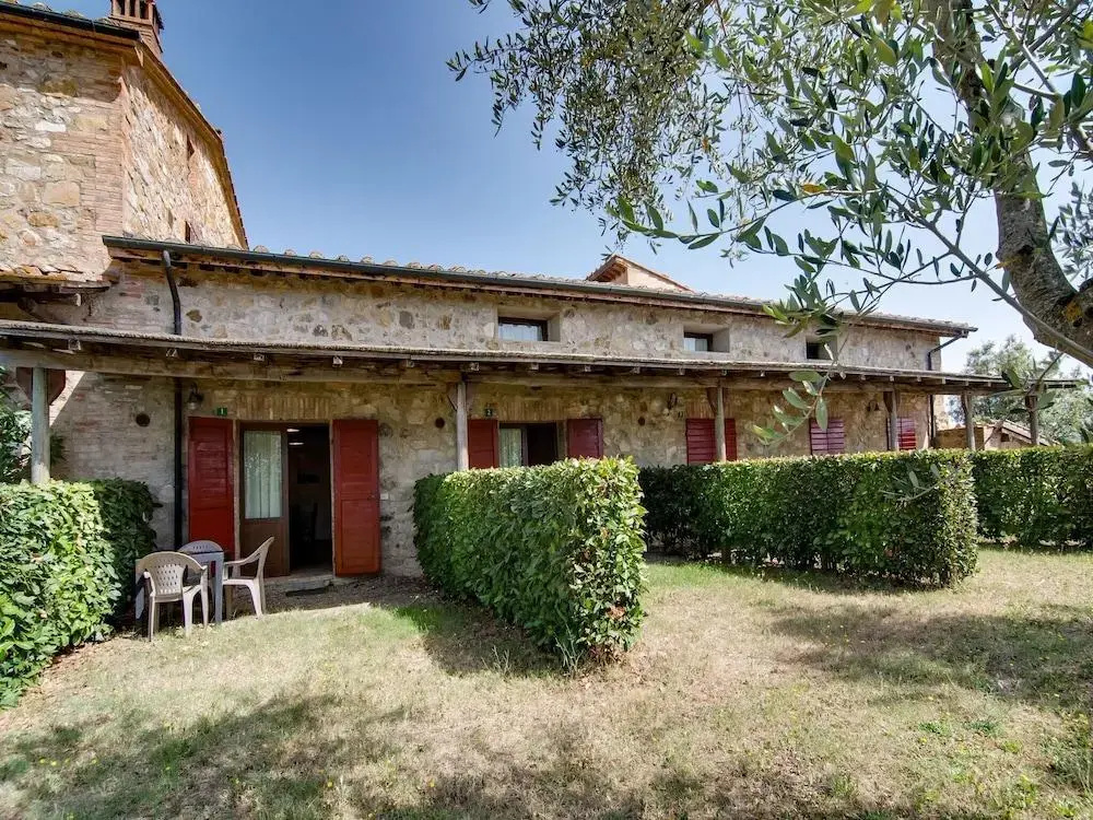 Farmhouse in Tuscany Near Petriolo Spa