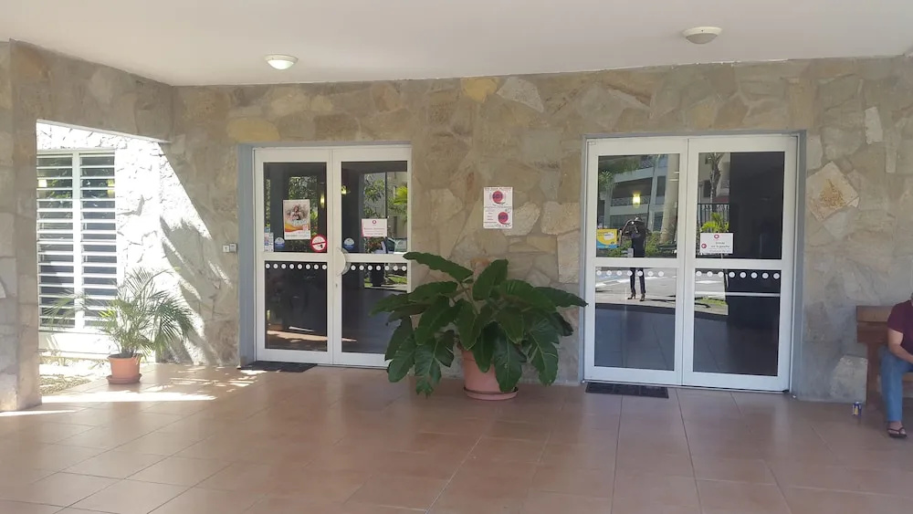 Lobby & Reception