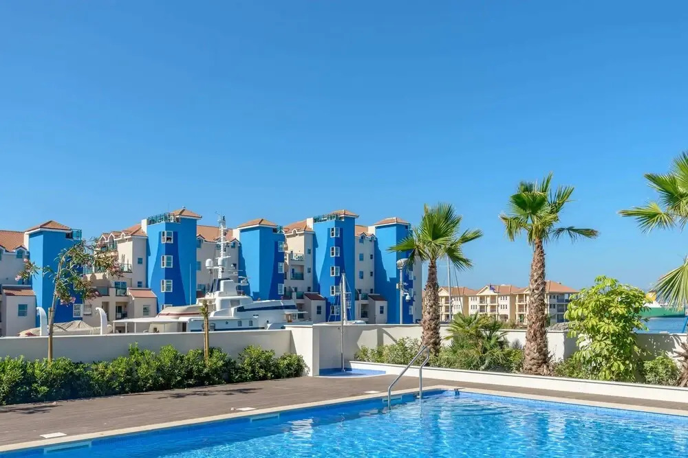 Luxury Modern Apartment With Exceptional Views! Hosted by Sweetstay - фото 15