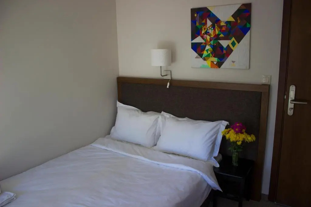 Economy room