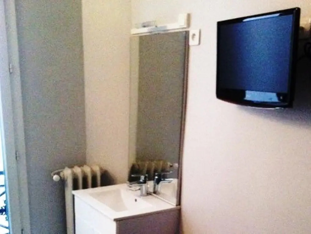 Economy Double room (full double bed)