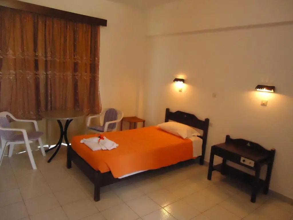 Economy room
