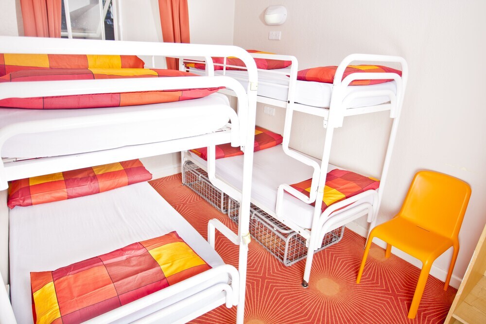 Snoozles Quay Street Tourist Hostel by null