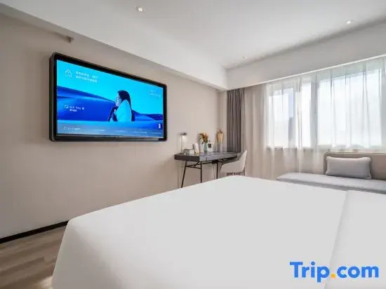 Superior Double room (full double bed)