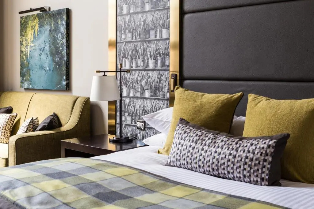 Luxury Double room (full double bed)
