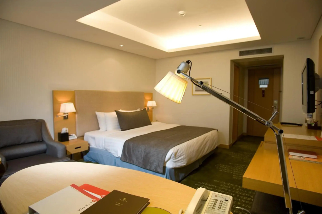 Ramada by Wyndham Songdo - фото 42