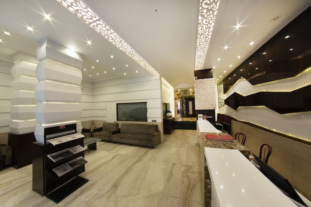 Hotel Manama — 2