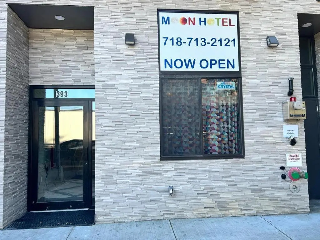 Moon Hotel Brooklyn
