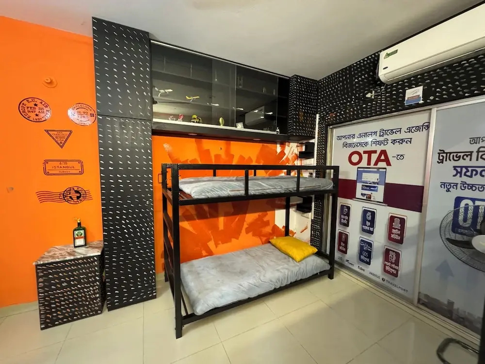 Hostel by zoo family