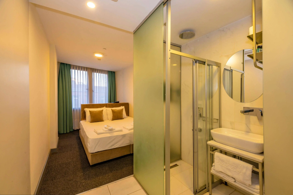 Hotel V Plus Taksim — фото
