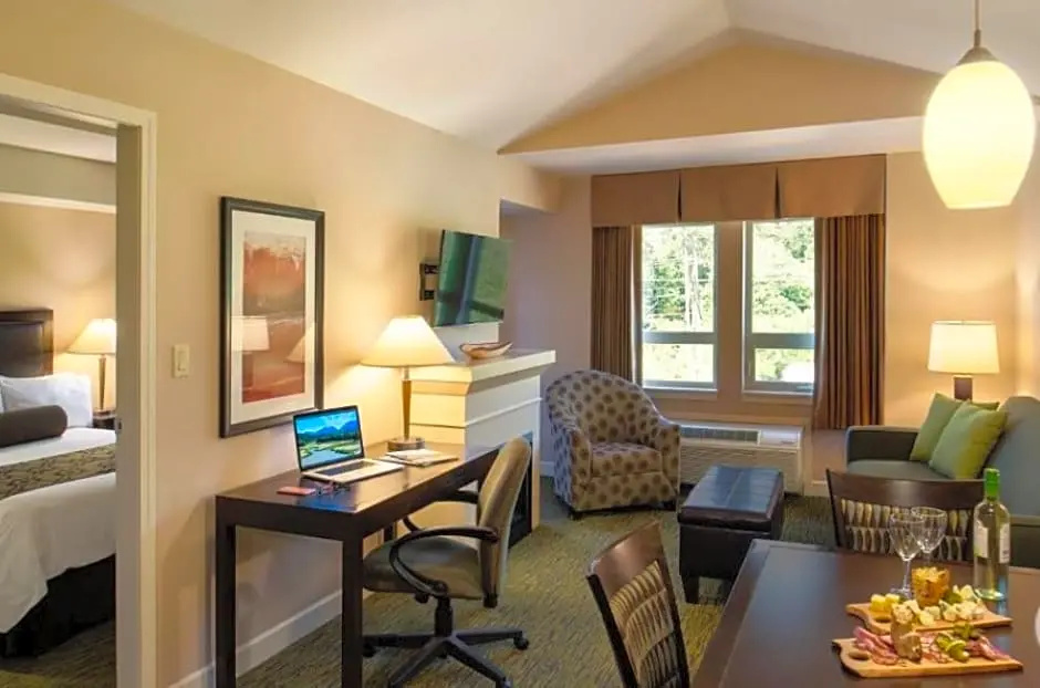 Executive Suites Hotel & Resort, Squamish - Chambres