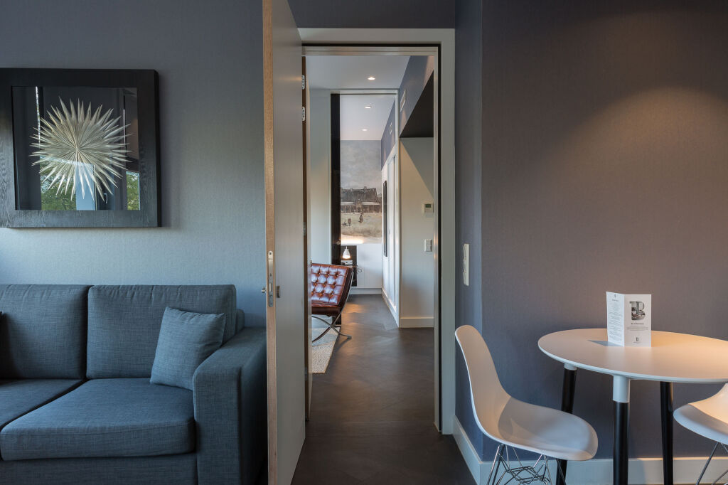 B-aparthotel Kennedy The Hague by null