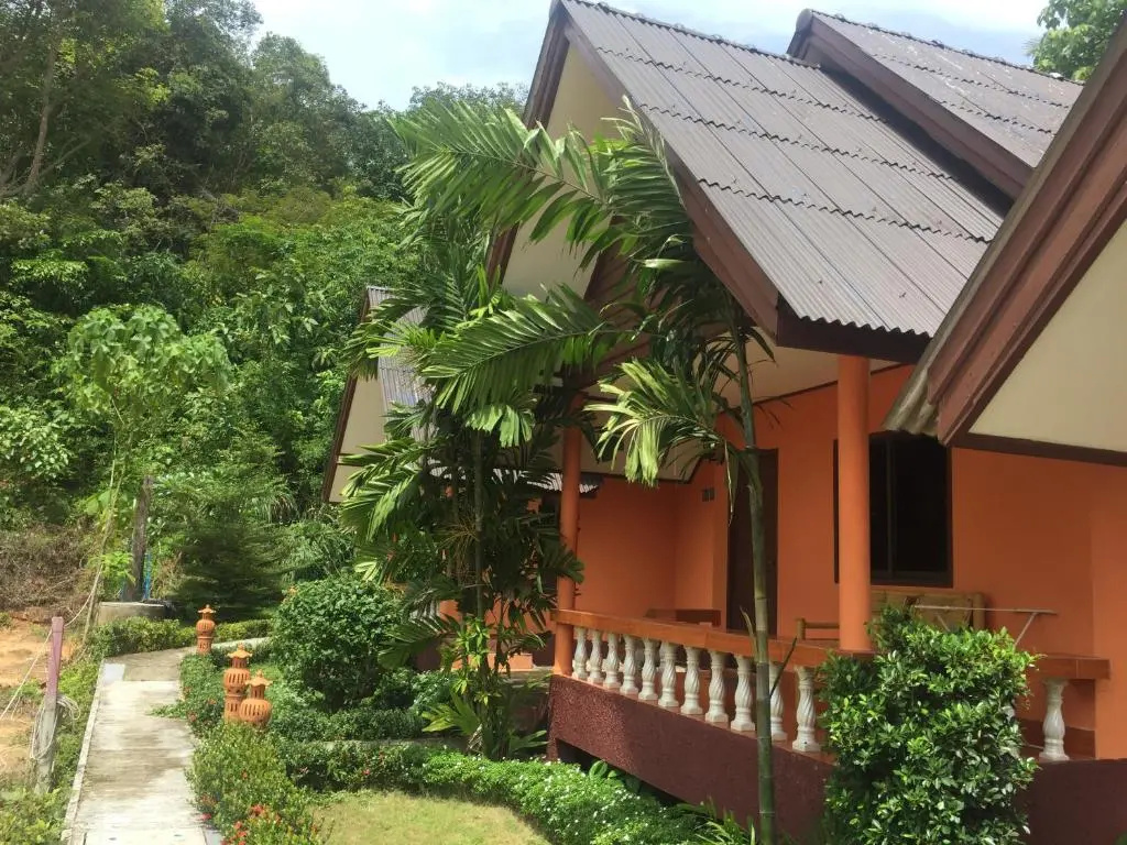 Deluxe Bungalow