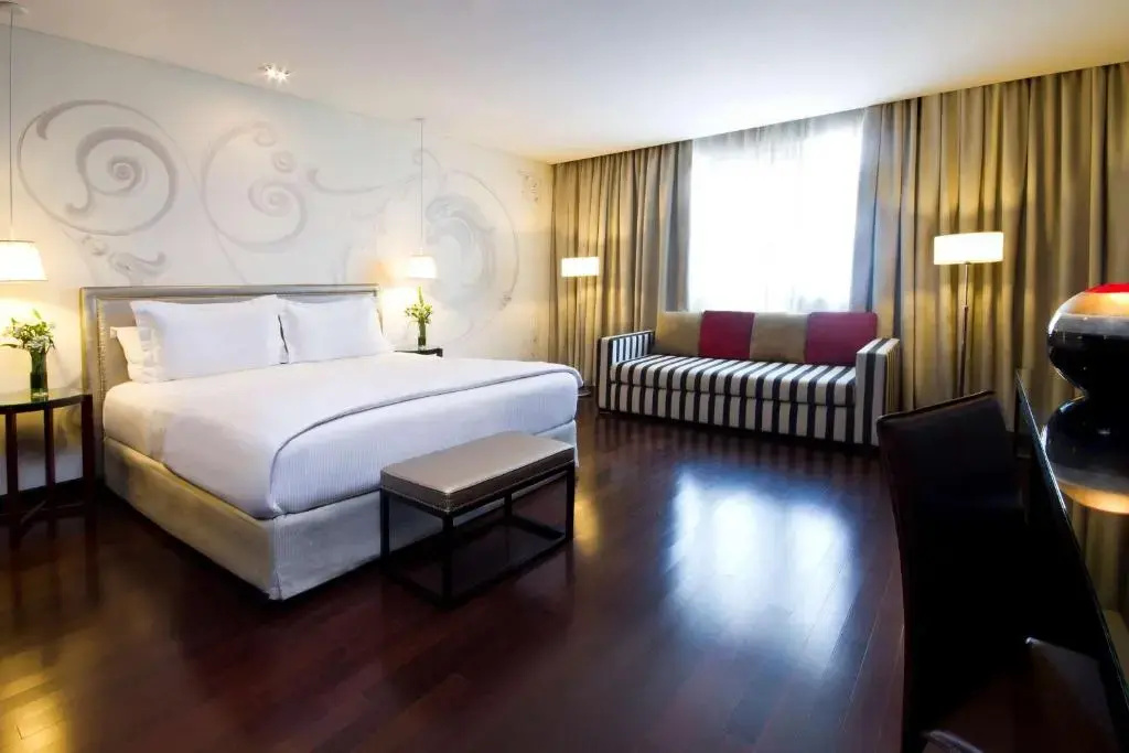 Junior Suite with view