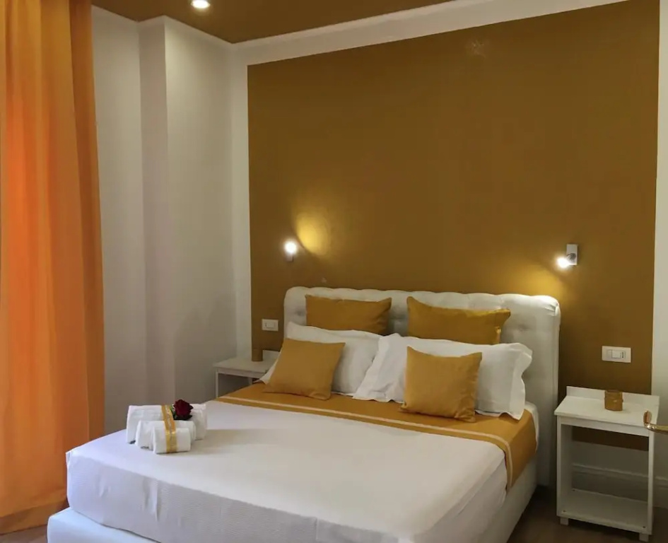 Standard Double room (full double bed)