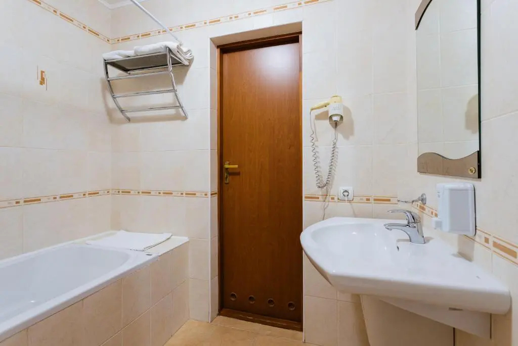 Tiso Hotel - Chambres