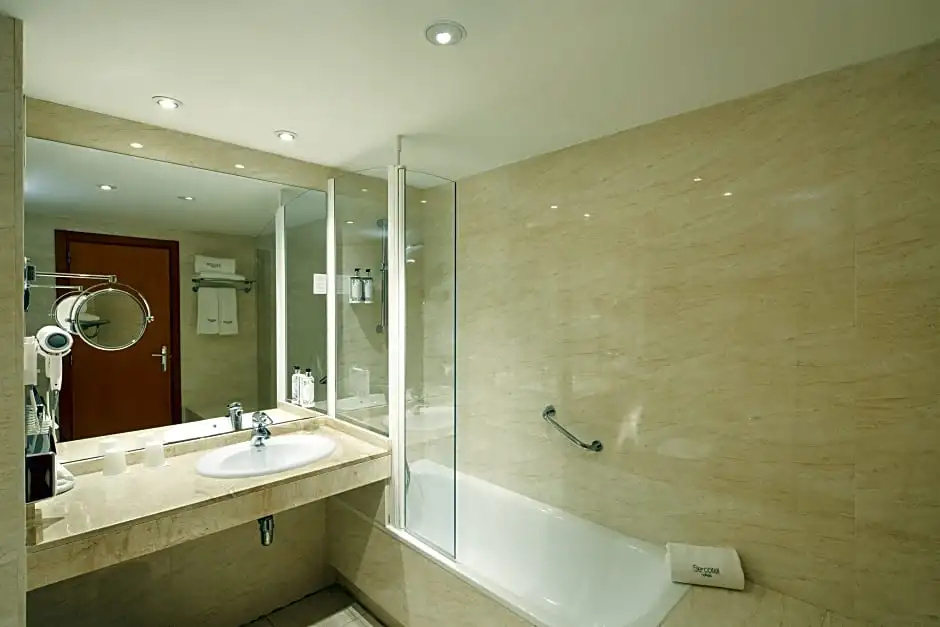 Sercotel Cornella Barcelona - Chambres