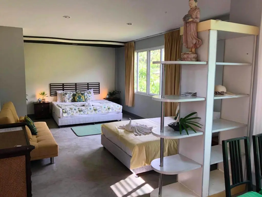 Deluxe Suite