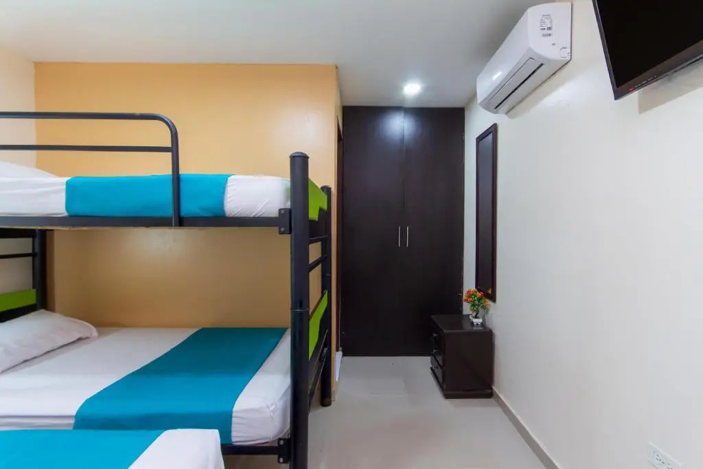 Hotel Azuan Suites By Geh Suites - Chambres