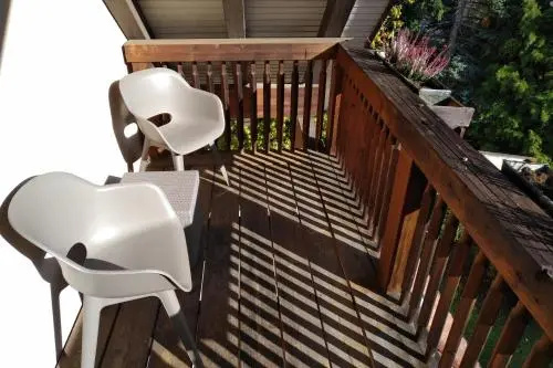 Balcony & Terrace