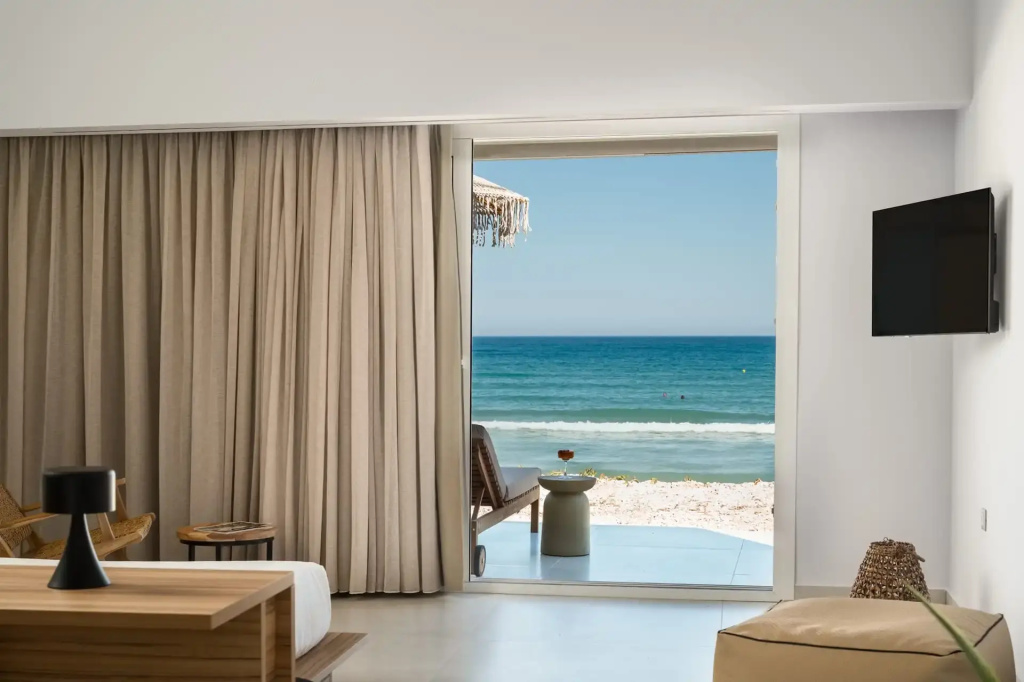 Suite beachfront