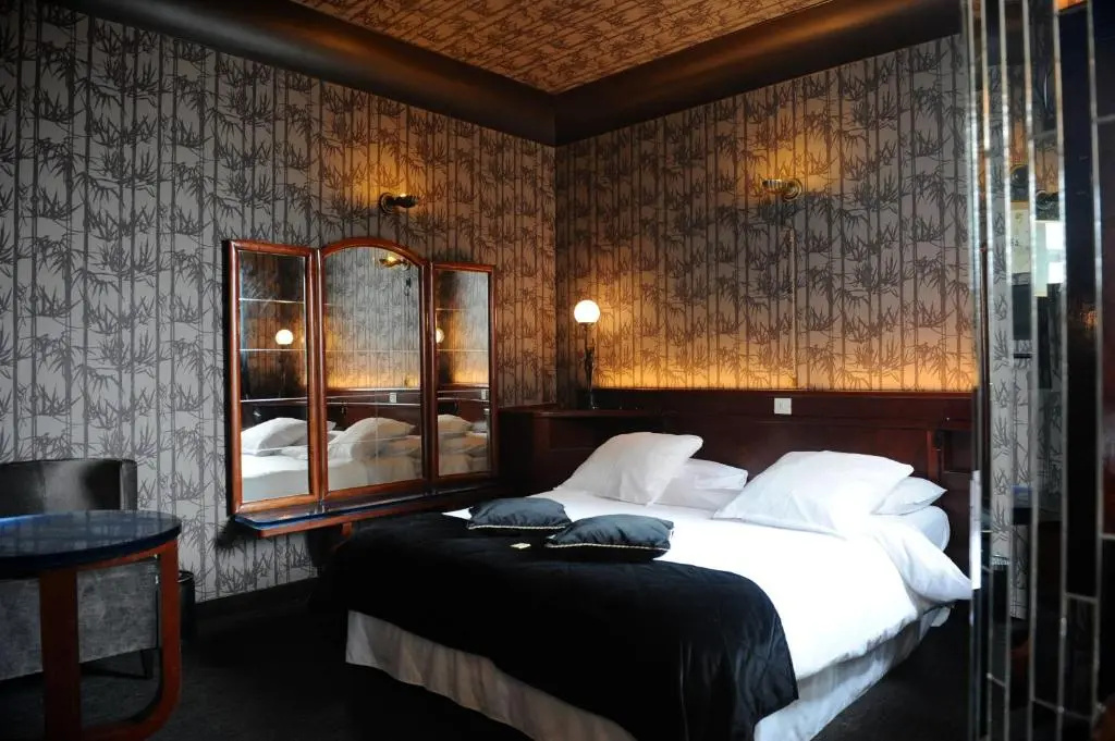 Superior Double room (full double bed)