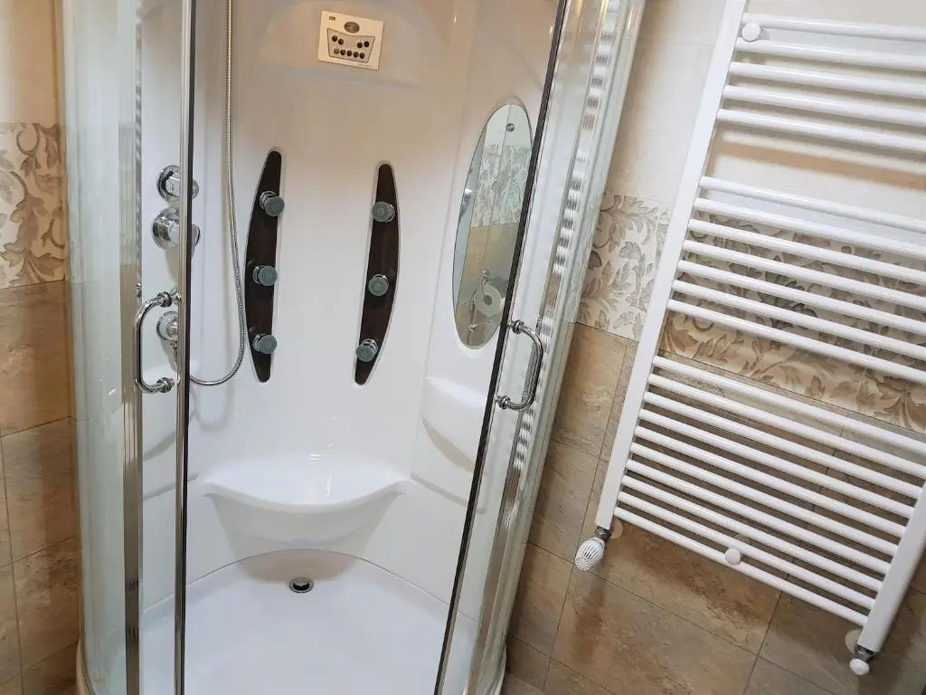 Deluxe Double room twin beds