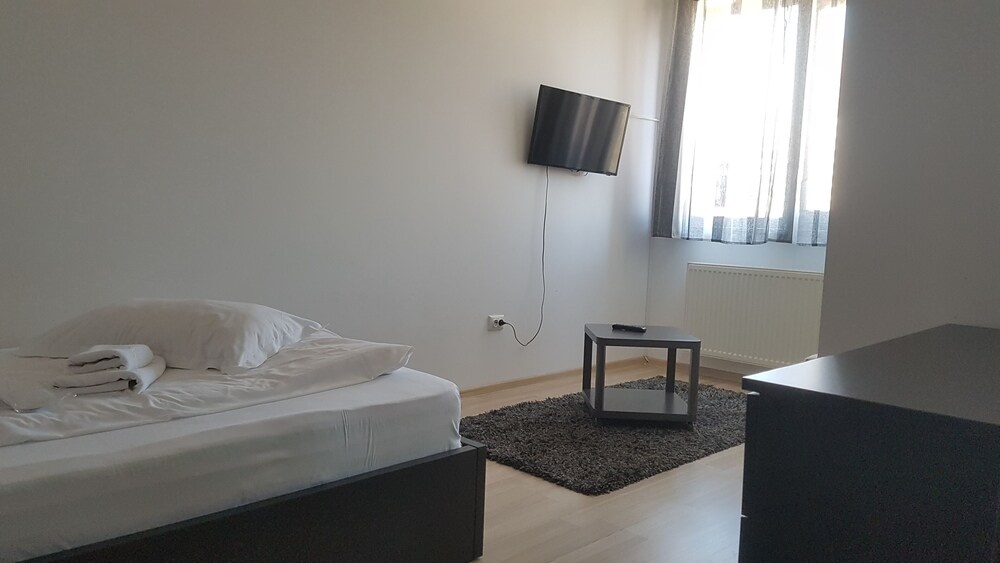 Alexys Residence — 2