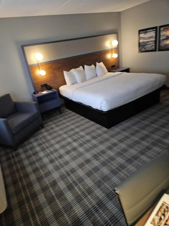 Americinn Mounds view