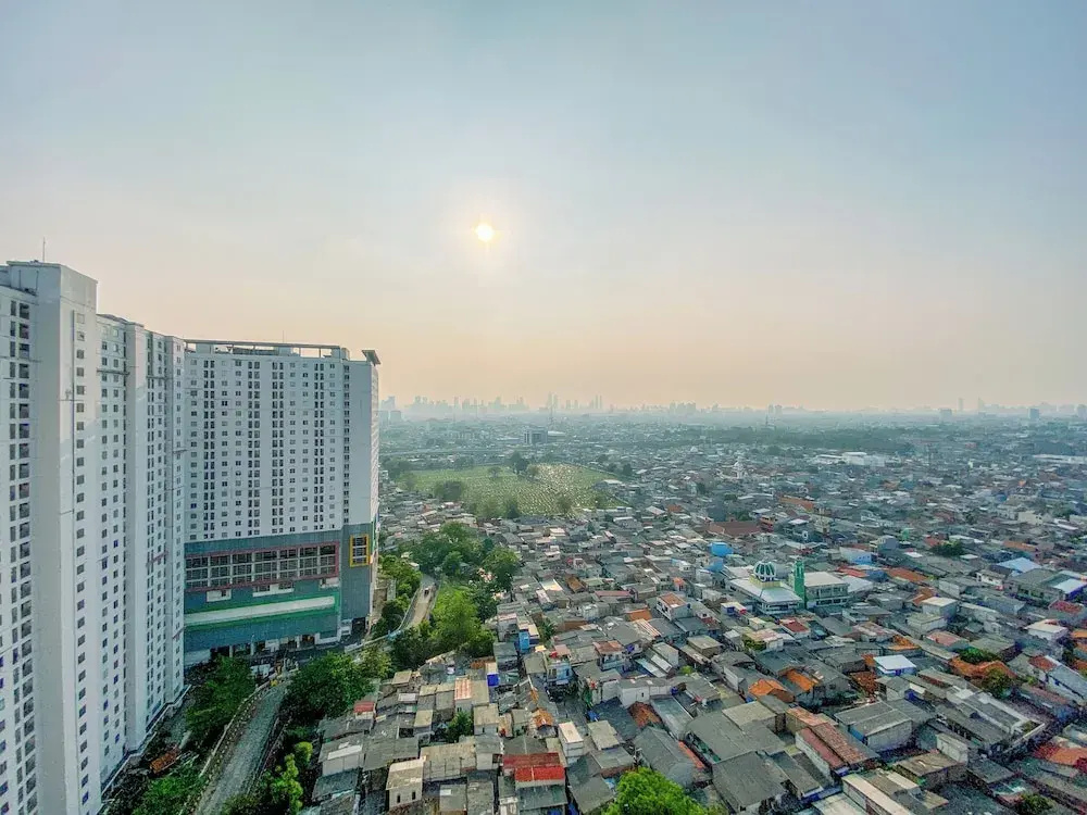 2Br Space Near Mall At Bassura City Apartment