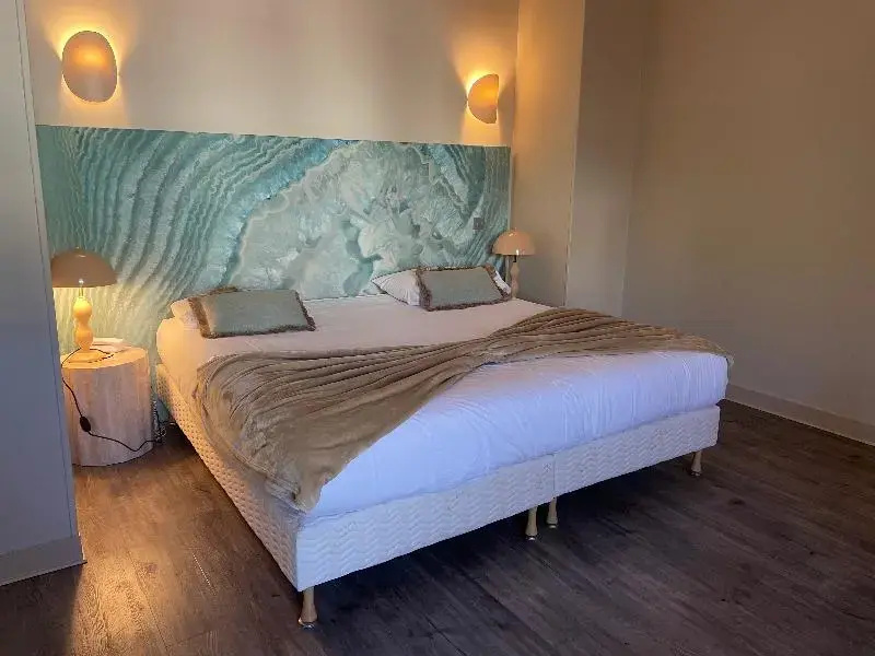 Standard Suite
