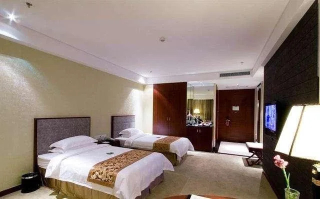 Gyatt Hotel