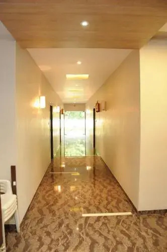 Hotel Om Palace And Party Plot — фото 6