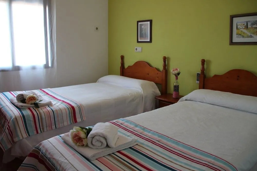 Hostal Restaurante Carlos III