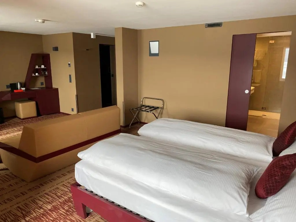 Junior Suite with lake view