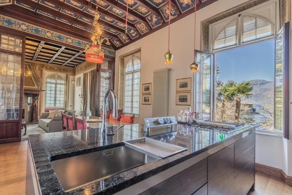 Belle Epoque Apartment Lierna