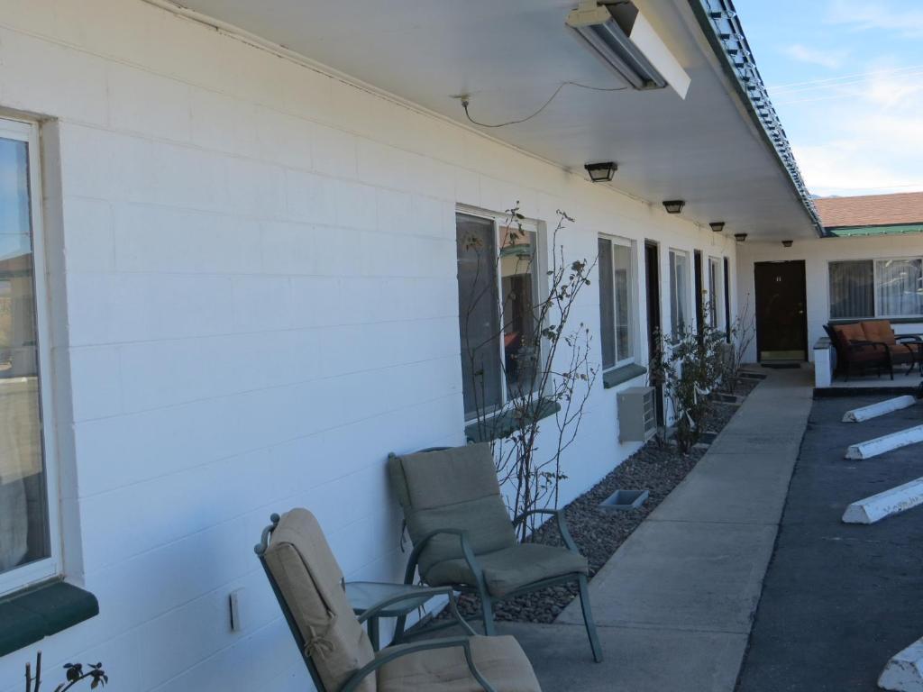 Image 12