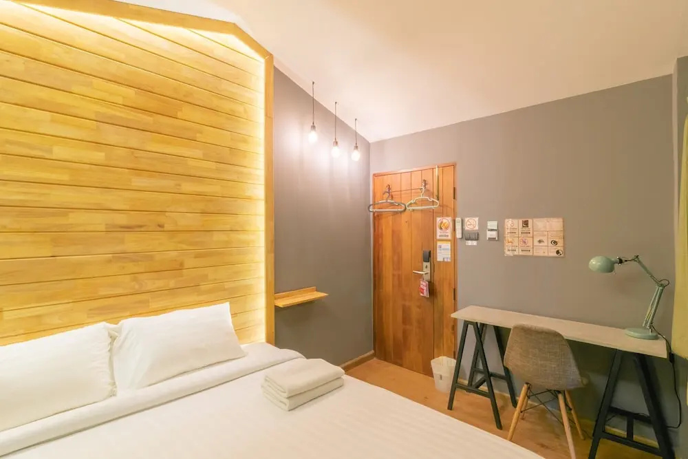 Timber Hostel — фото