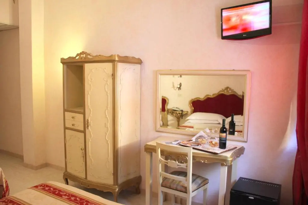 Romulus Hotel - Chambres