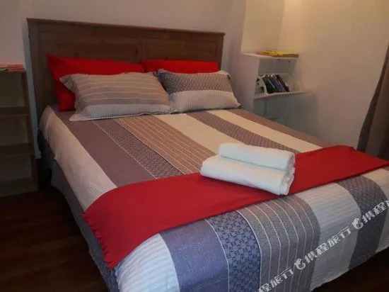 Casa Mutiara Service Apartment