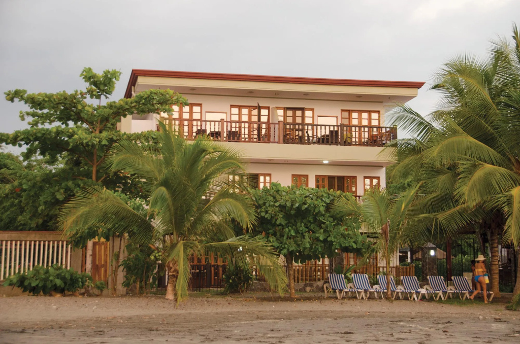 Beach & Waterfront