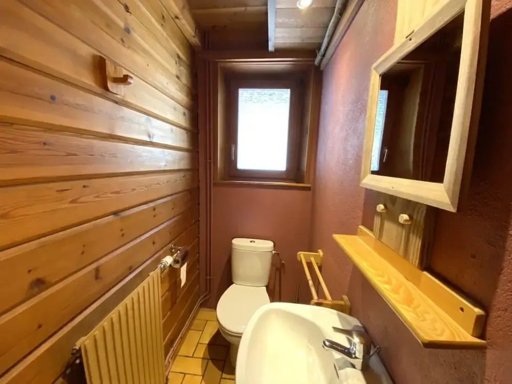 Afficher la photo 7 — LE Renne Chalet en Bois au Calme Avec SPA Jacuzzi