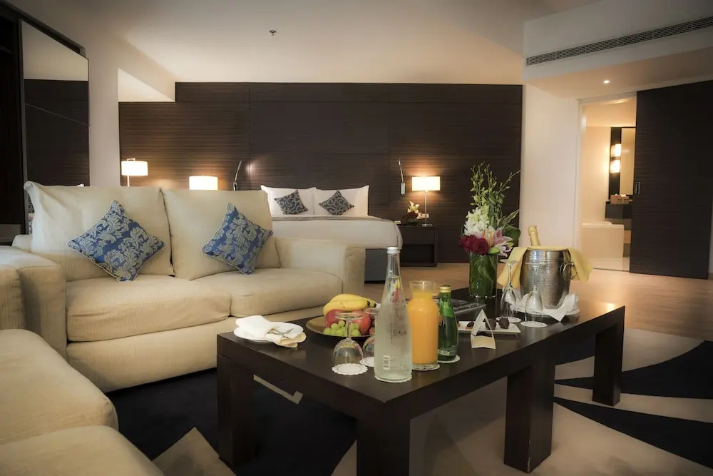 Luxury Suite