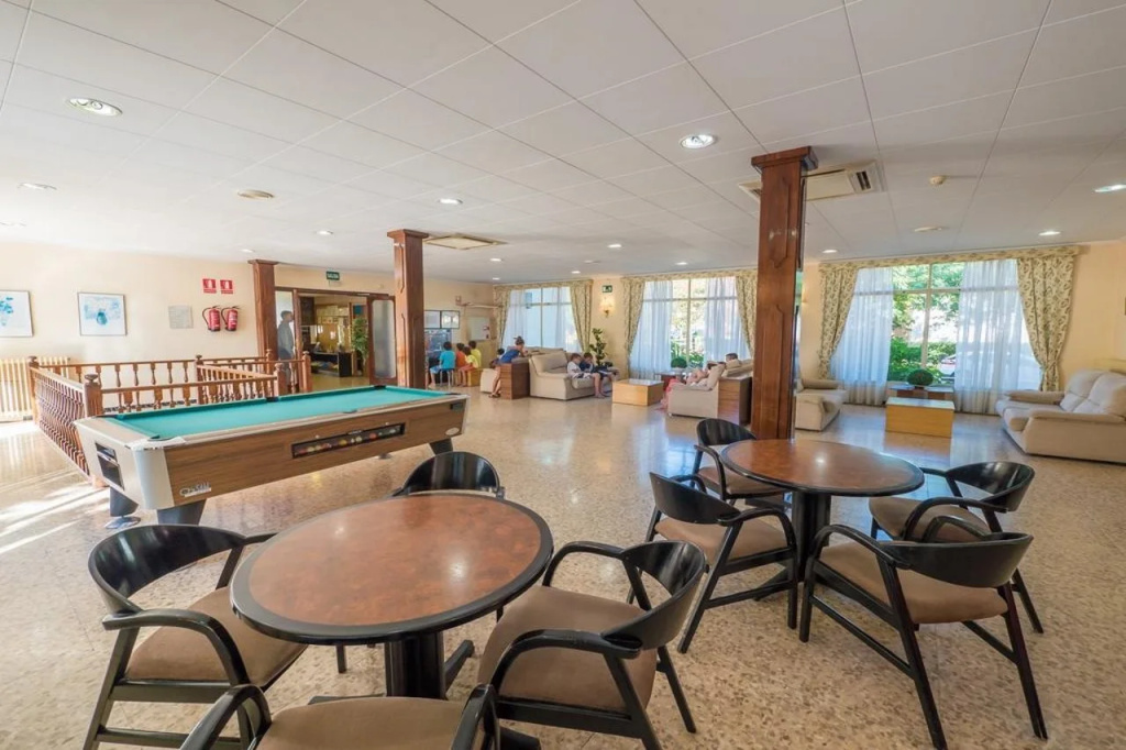 Hotel Checkin Pineda - Général