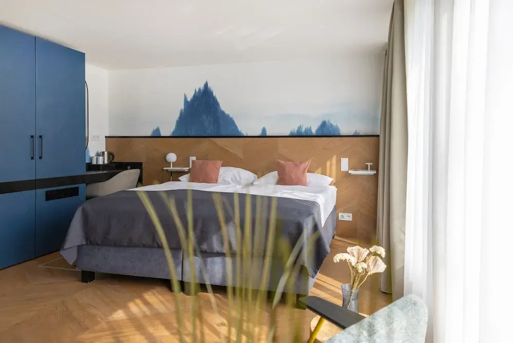Superior Double room with river view (full double bed)