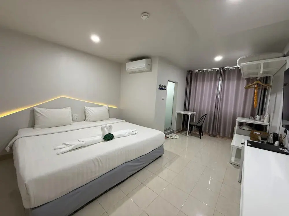 1 Bedroom Standard Double room (full double bed)