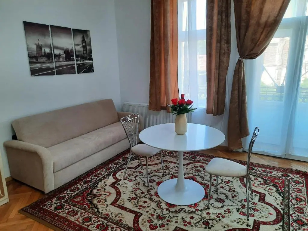 Boul Rosu Residence - Chambres