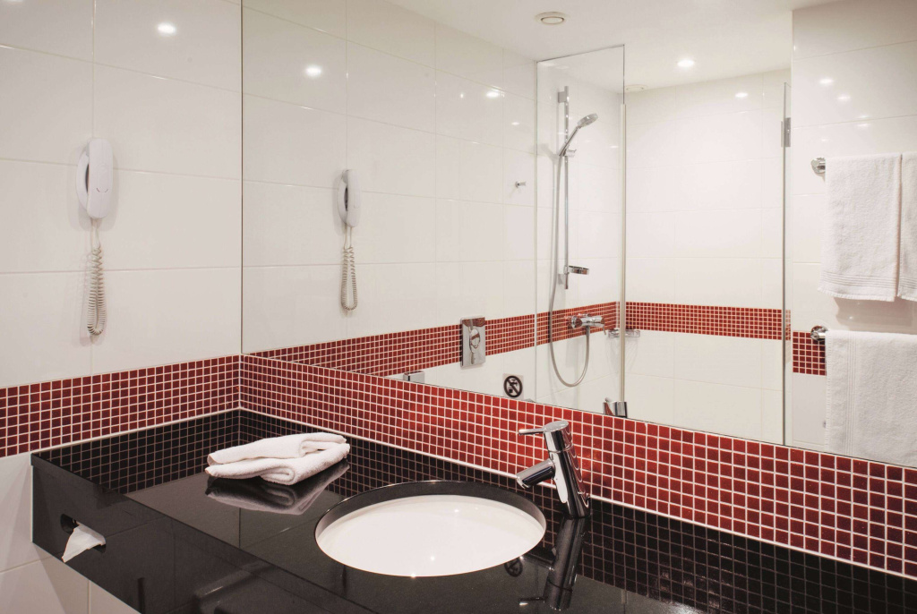 Vienna House Easy by Wyndham Bucharest Airport - Général