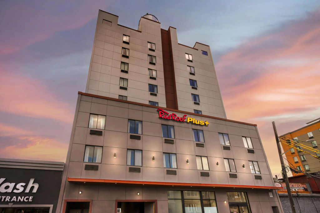 Red Roof Inn PLUS+ Jamaica, NY – JFK Airport — фото
